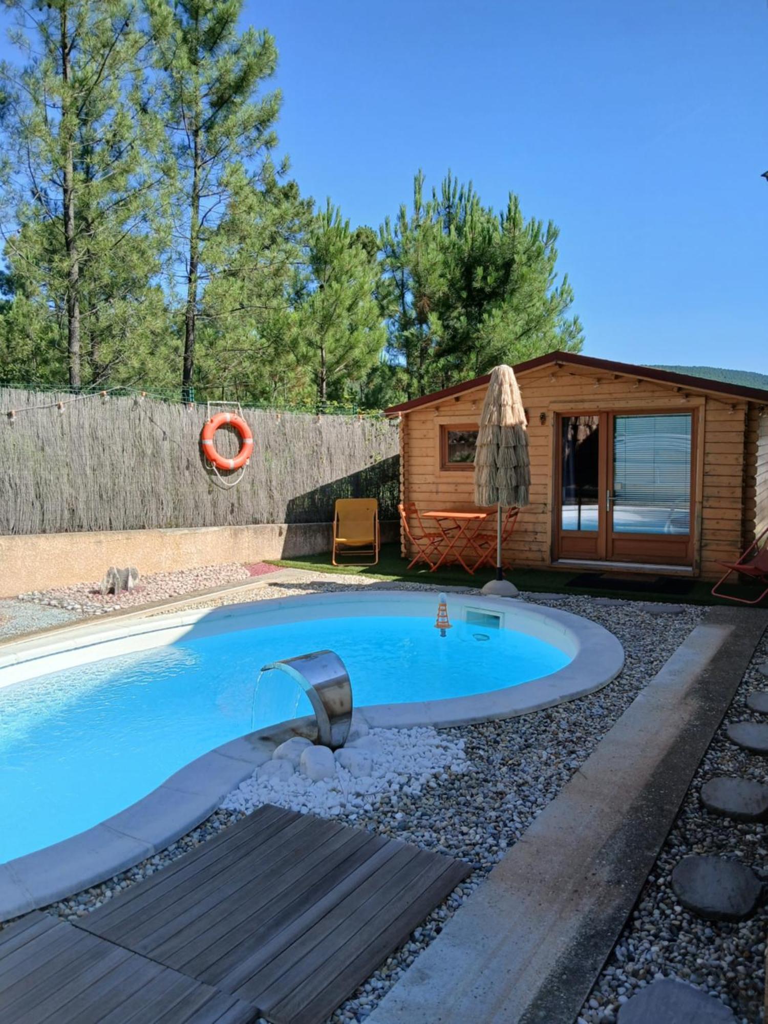 Avec Piscine Chalet Mercuer